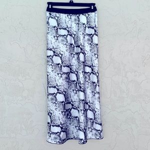 VS PINK Maxi Skirt